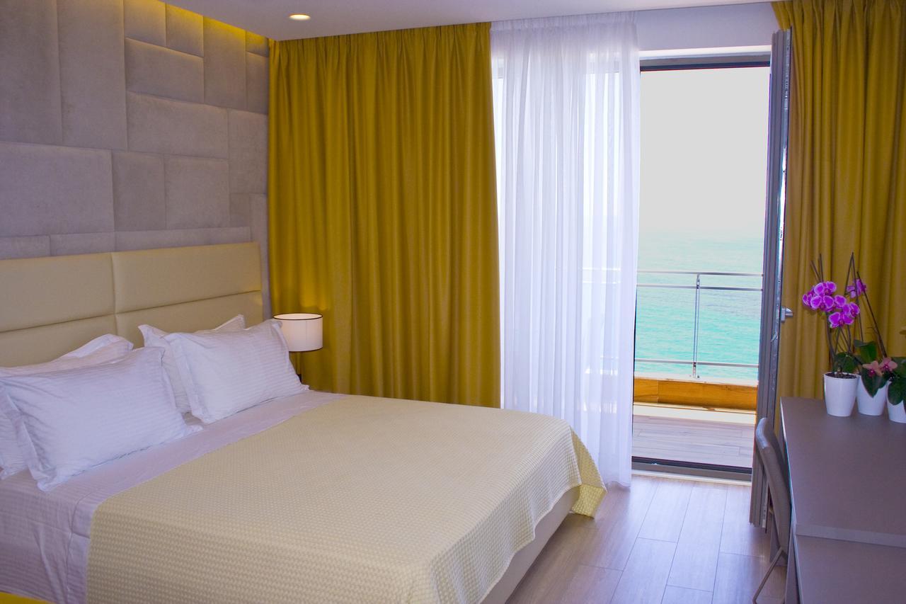 Hotel Morina Palace Dhërmi Extérieur photo